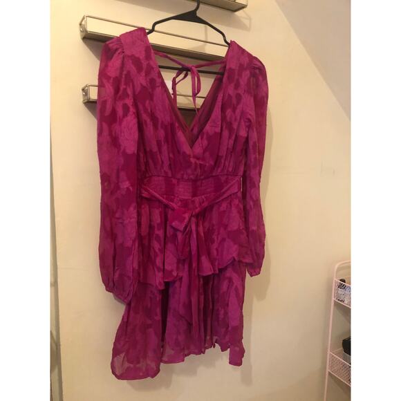Band of Gypsies NWT Kiss Me Fuschia Peplum Boho Tie Back Mini Dress Size XS - Picture 8 of 13
